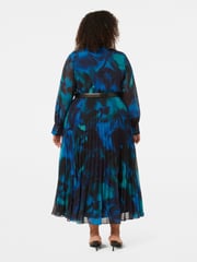 Forever New Blue Skyla Curve Pleated Midi Dress - Image 2 of 3
