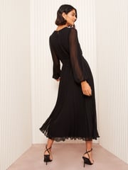 Friends Like These Black Pleated Chiffon Flutter Sleeve Midi Dress - Image 4 of 5