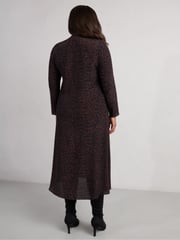Live Unlimited Black Curve Leopard Print V-Neck Long Sleeve Midaxi Dress - Image 4 of 4
