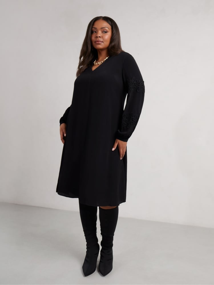 Live Unlimited Black Curve Lace Detail Long Sleeve Dress - Image 2 of 4