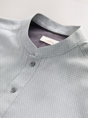 Light Grey Textured 100% Cotton Signature Kurta - Image 8 of 9