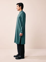 Green Textured 100% Cotton Signature Kurta - Image 4 of 6