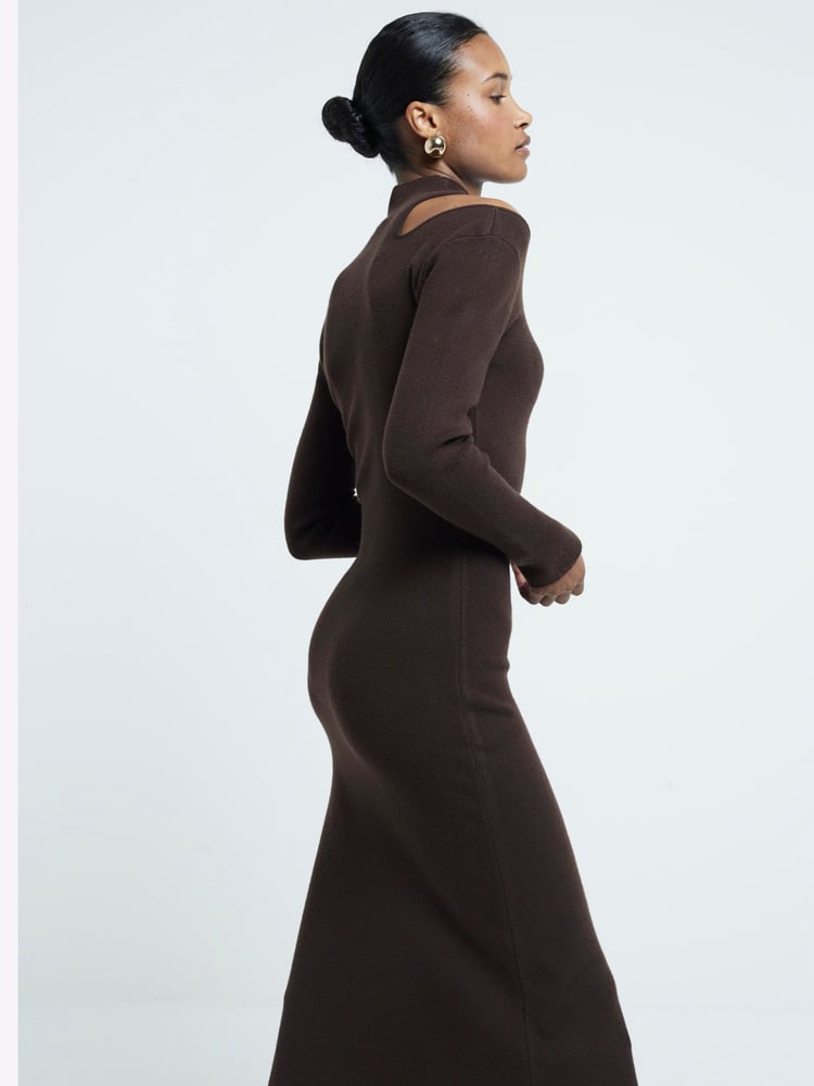River Island Brown Cut-Out High Neck Knitted Midi Dress - Image 2 of 4 River Island Brown Cut-Out High Neck Knitted Midi Dress - Image 2 of 4