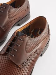 Brown Embossed Toecap Shoes - Image 6 of 8