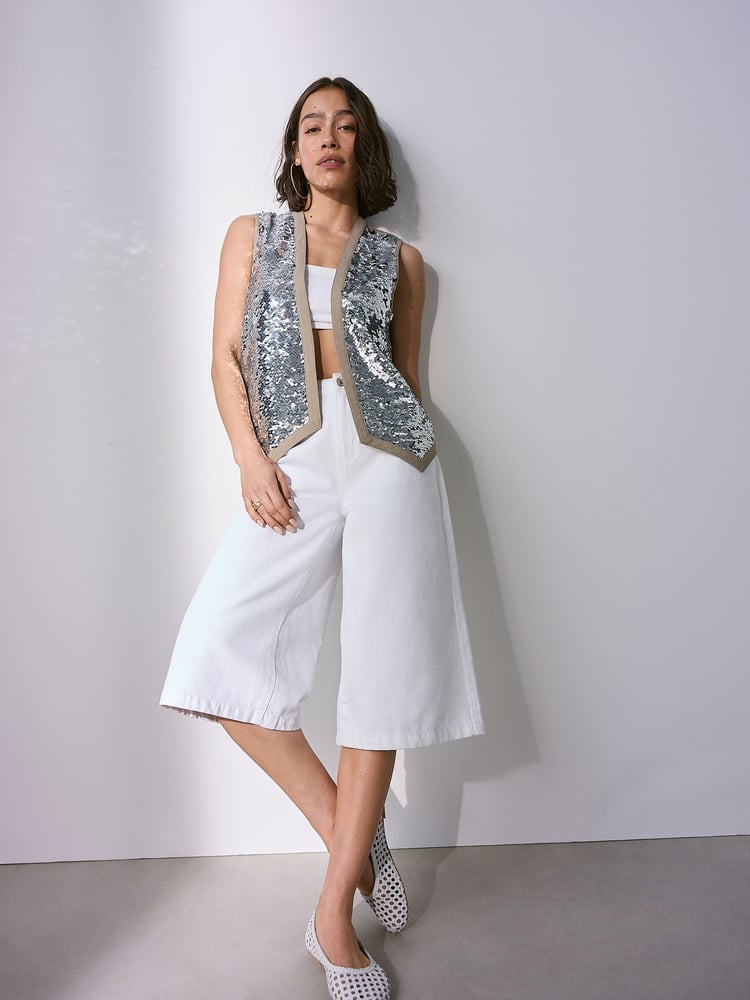 Silver Sleeveless Sequin Embelished Waistcoat With Linen - Image 2 of 6 Silver Sleeveless Sequin Embelished Waistcoat With Linen - Image 2 of 6