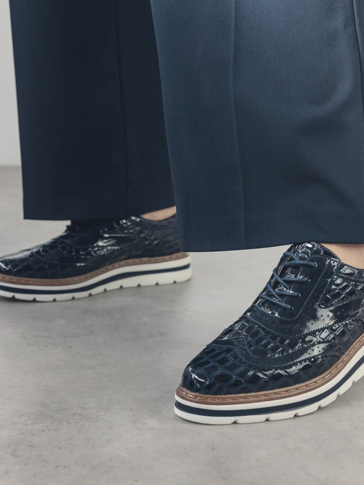 Moda in Pelle Gennisiss Lace-Up Brogue Detailed Shoes - Image 1 of 5
