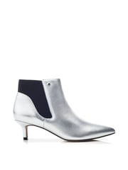 Moda in Pelle Qute Kitten Heel Chelsea Black Boots - Image 1 of 4
