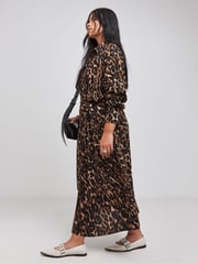 Simply Be Brown Leopard Print Midi Shirt Dress - Image 3 of 4