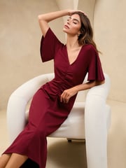 Lipsy Burgundy Red Short Sleeve V-Neck Ruched Midi Dress - Image 2 of 4