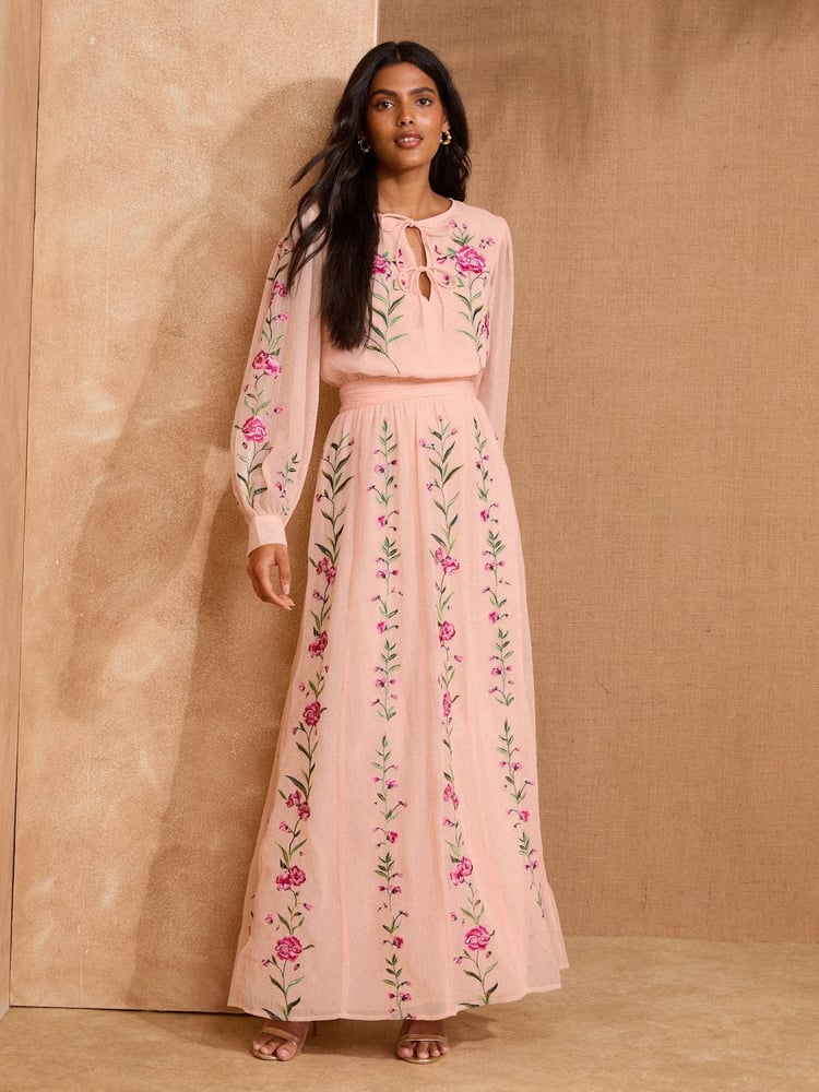 V&A I Love & Roses Pink Floral Embroidered Tie Detail Long Sleeve Maxi Dress - Image 4 of 4