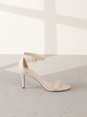Bone Signature Premium Leather Round Toe Buckle Detail Mid Simple Sandals - Image 5 of 9