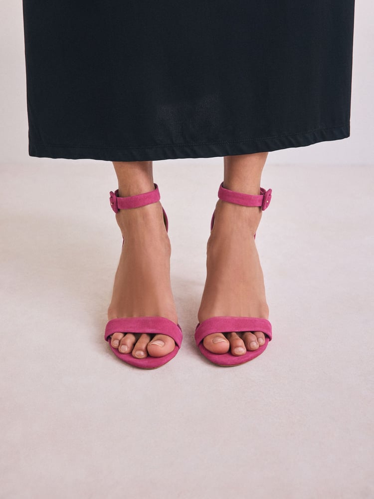 Pink Signature Premium Leather Round Toe Buckle Detail Mid Simple Sandals - Image 2 of 10