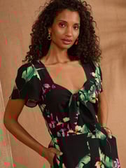Love & Roses Black Tropical Tie Front Flutter Sleeve Jumpsuit - Image 2 of 4