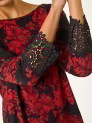 Roman Red Floral Print Lace Trim Stretch Top - Image 5 of 5
