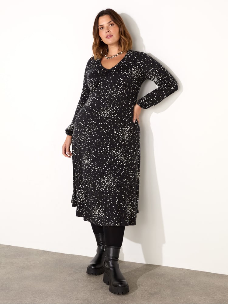Live Unlimited Black Petite Curve Heart Print Gathered V-Neck Jersey Dress - Image 1 of 4