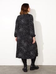 Live Unlimited Black Petite Curve Heart Print Gathered V-Neck Jersey Dress - Image 4 of 4