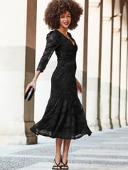 Sosandar Black Lace Twist Front Midi Dress - Image 4 of 5