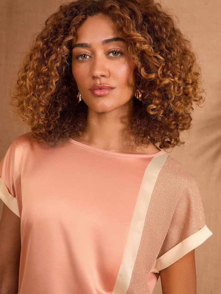Love & Roses Pink and White Satin Front Jersey T-Shirt - Image 2 of 4