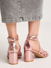 Simply Be Pink Cross-Over Front Strap Cylindrical Heels In Extra Wide Fit - Image 3 of 4