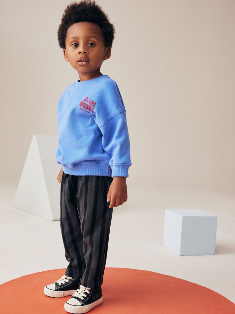 Blau/Grau - Sweatshirt und gestreifter Jogginghose im Set (3Monate–7Jahre) - Bild 2 von 5 Blau/Grau - Sweatshirt und gestreifter Jogginghose im Set (3Monate–7Jahre) - Bild 2 von 5