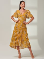 Jolie Moi Yellow Olenna Angel Sleeve Pleated Chiffon Maxi Dress - Image 6 of 6
