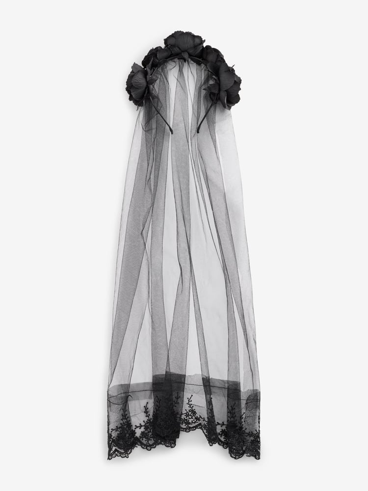 Black Halloween Rose Crown Veil Headband - Image 5 of 5