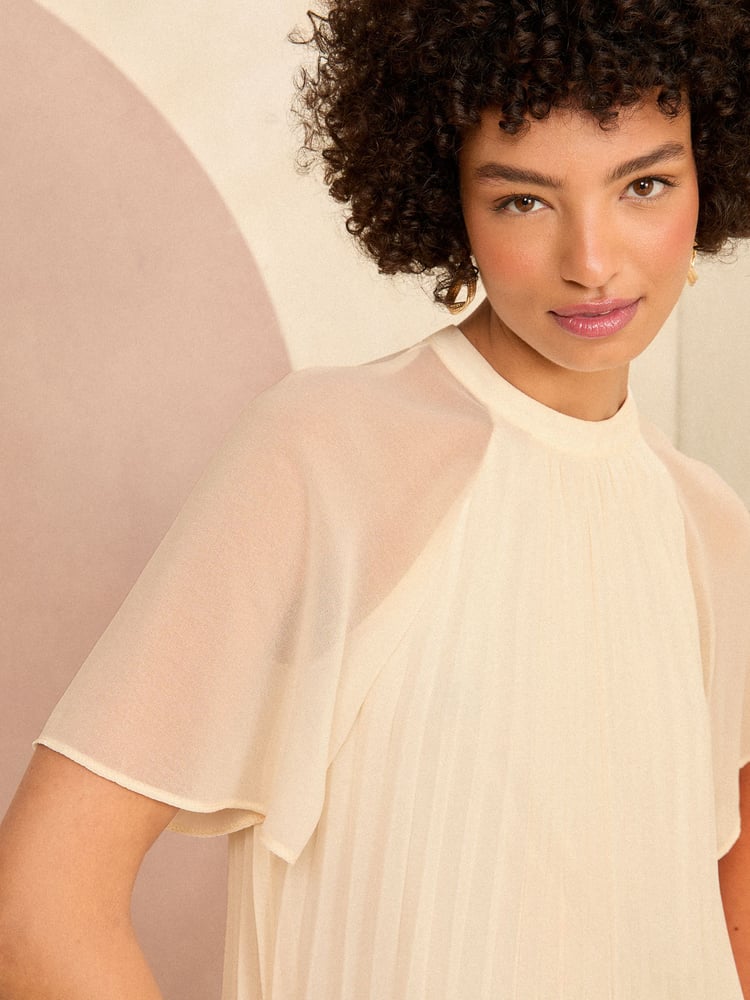 Love & Roses Ivory White Flutter Sleeve Blouse - Image 2 of 4 Love & Roses Ivory White Flutter Sleeve Blouse - Image 2 of 4