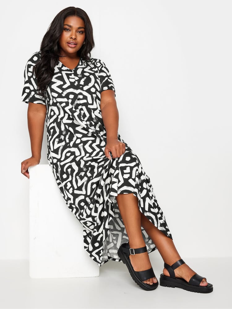 Yours Curve Black & White Abstract Print Pleated Maxi Dress - Image 2 of 5