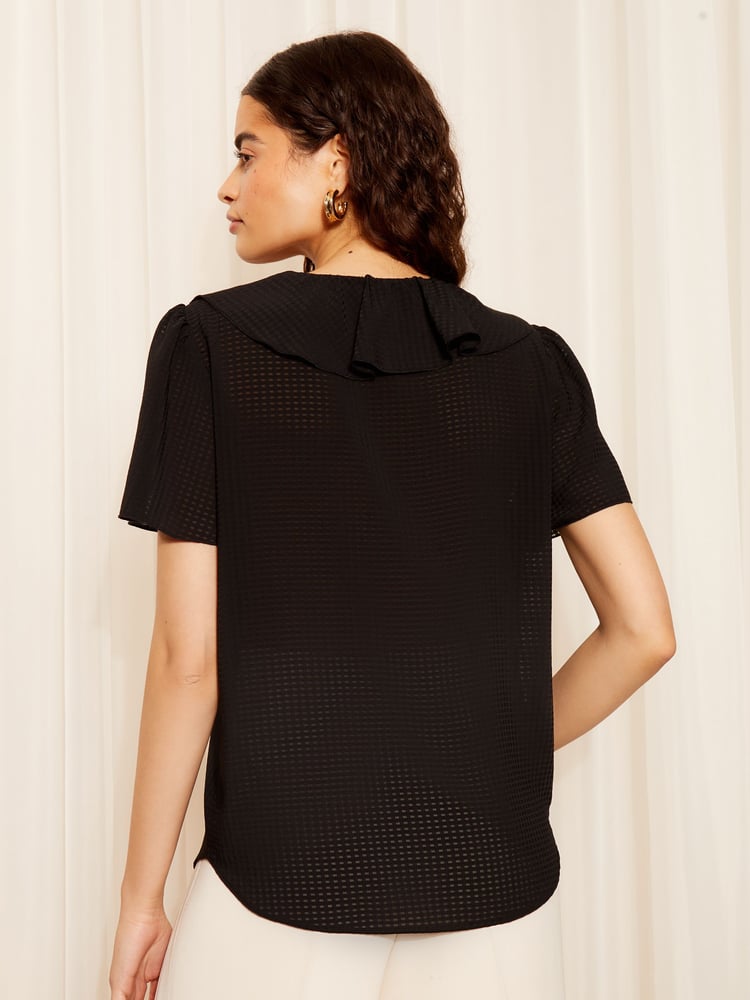 Friends Like These Seersucker Black Ruffle Front Puff Sleeve Blouse - Image 4 of 4 Friends Like These Seersucker Black Ruffle Front Puff Sleeve Blouse - Image 4 of 4