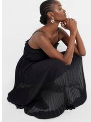 River Island Black Pleated Pearl Ruffle Midi Dress - Image 3 of 4