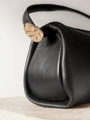 Black Leather Barrel Shoulder Bag - Image 5 of 8