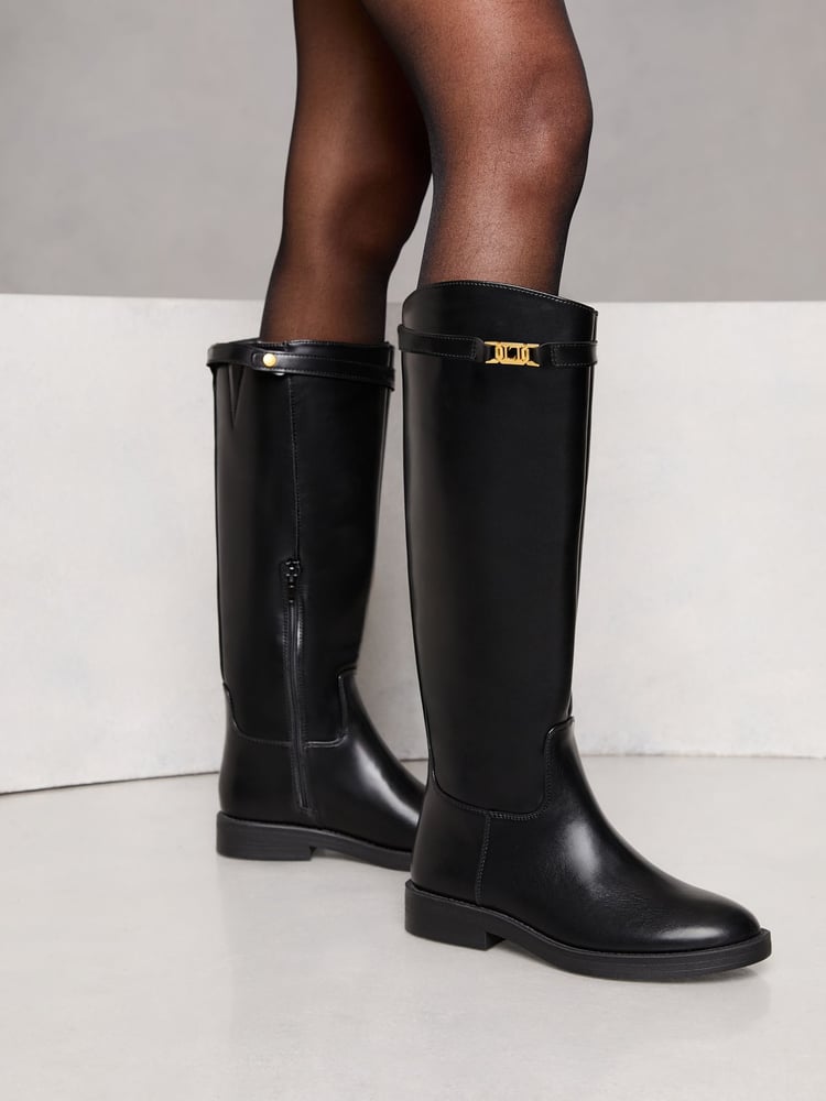 Lipsy – flache, lange Reitstiefel aus Kunstleder mit hohem Absatz - Bild 1 von 4 Lipsy – flache, lange Reitstiefel aus Kunstleder mit hohem Absatz - Bild 1 von 4