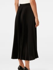 Forever New Black Estelle Satin Pleated Maxi Skirt - Image 4 of 5