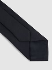 Reiss Navy Baratti Plain Woven Tie with Silk and Wool - Image 3 of 4