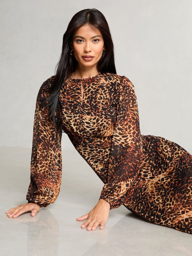 Lipsy Animal Petite Printed Woven Long Sleeve Underbust Midi Dress - Image 2 of 4