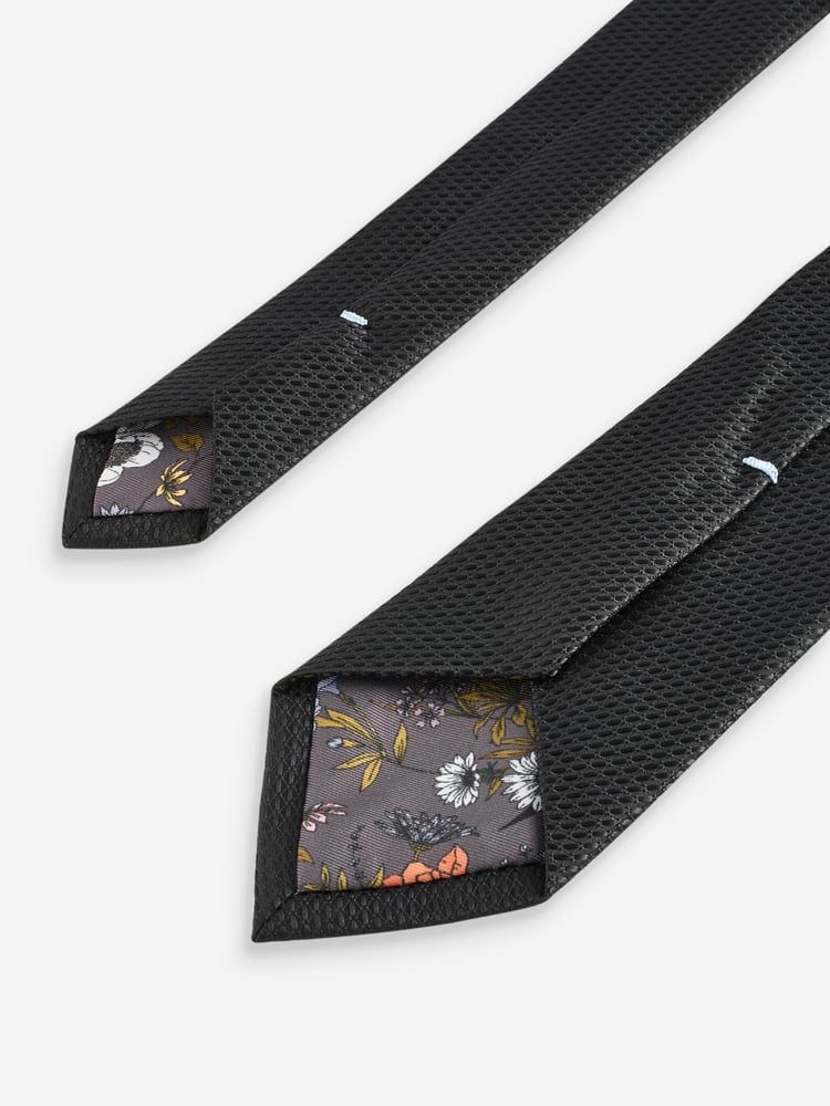 Black Slim Textured Tie - Image 3 of 3