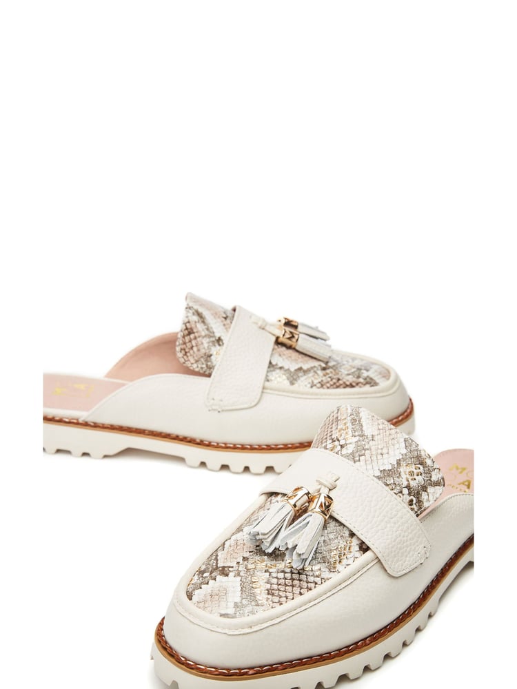 Moda in Pelle Etana Cleated Plan Shoes - Image 4 of 4