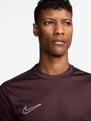 Nike Burgundy Crush Dri-FIT Academy Training T-Shirt - Image 3 of 3