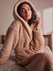 Neutrale Farbe - Langer Morgenmantel aus Teddyfleece - Bild 5 von 7