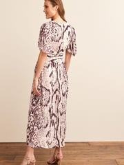 Cream Animal Pleated Short Sleeves Midi Dress - Image 3 of 5