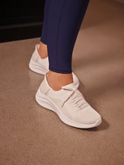 Natur, Weiß - Skechers Slip-ins: Ultra Flex Brillant 3.0 Sneaker - Bild 1 von 10