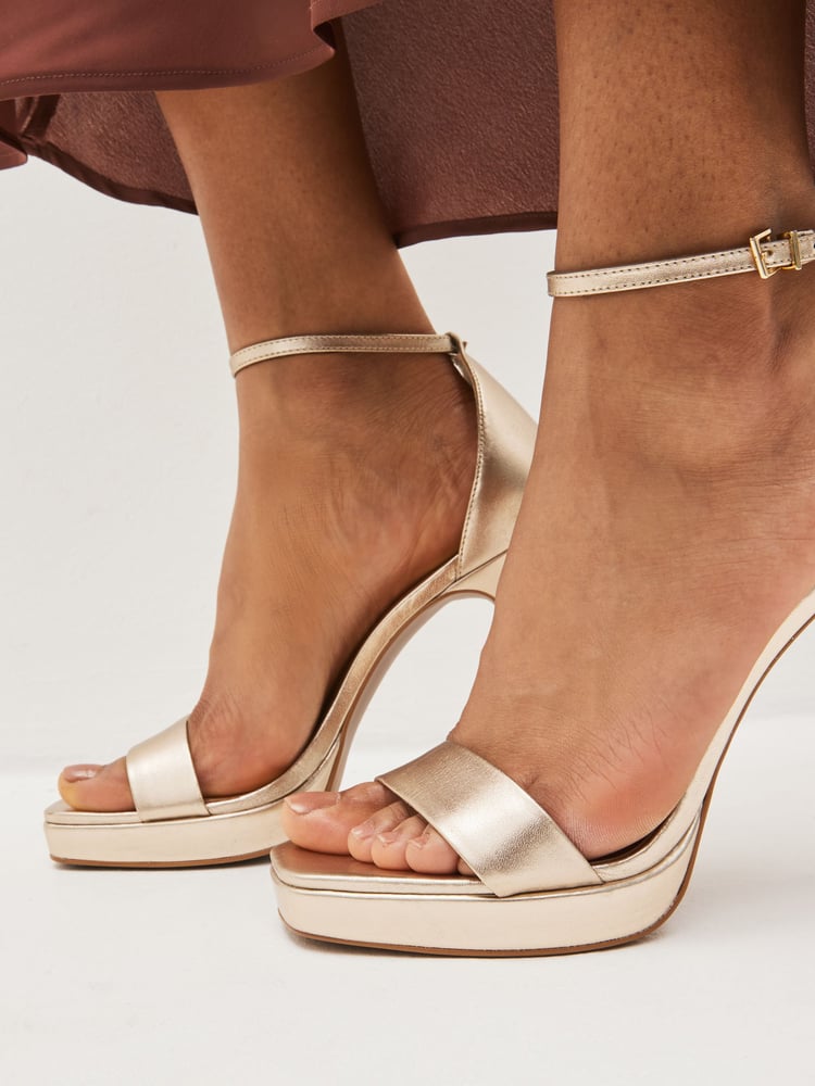 Gold Signature Leather Platform Sandals - Image 2 of 8