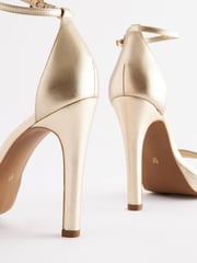 Gold Signature Leather Platform Sandals - Image 8 of 8