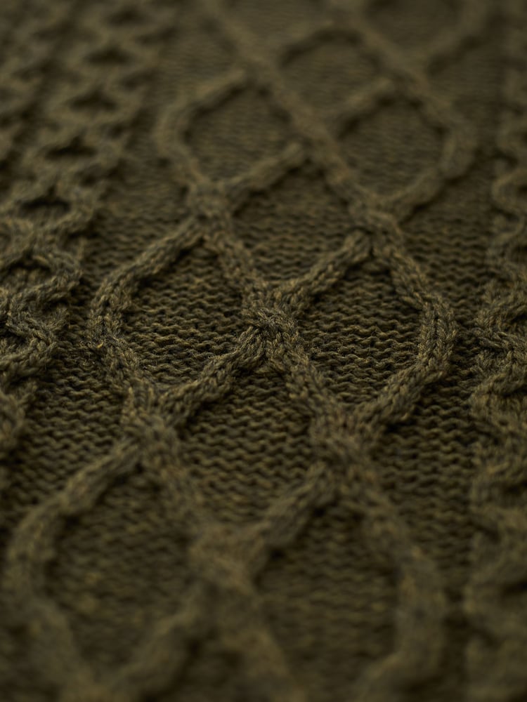Grün - Celtic & Co. – Pullover mit Rundhalsausschnitt und Zopfmuster - Bild 4 von 4