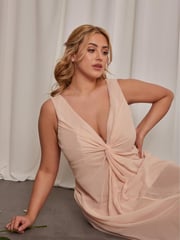 Chi Chi London Gold Curve Knot Detail Maxi Dress - Image 4 of 4