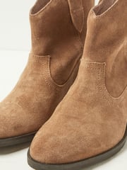 FatFace Brown Suede Pixie Boots - Image 5 of 6