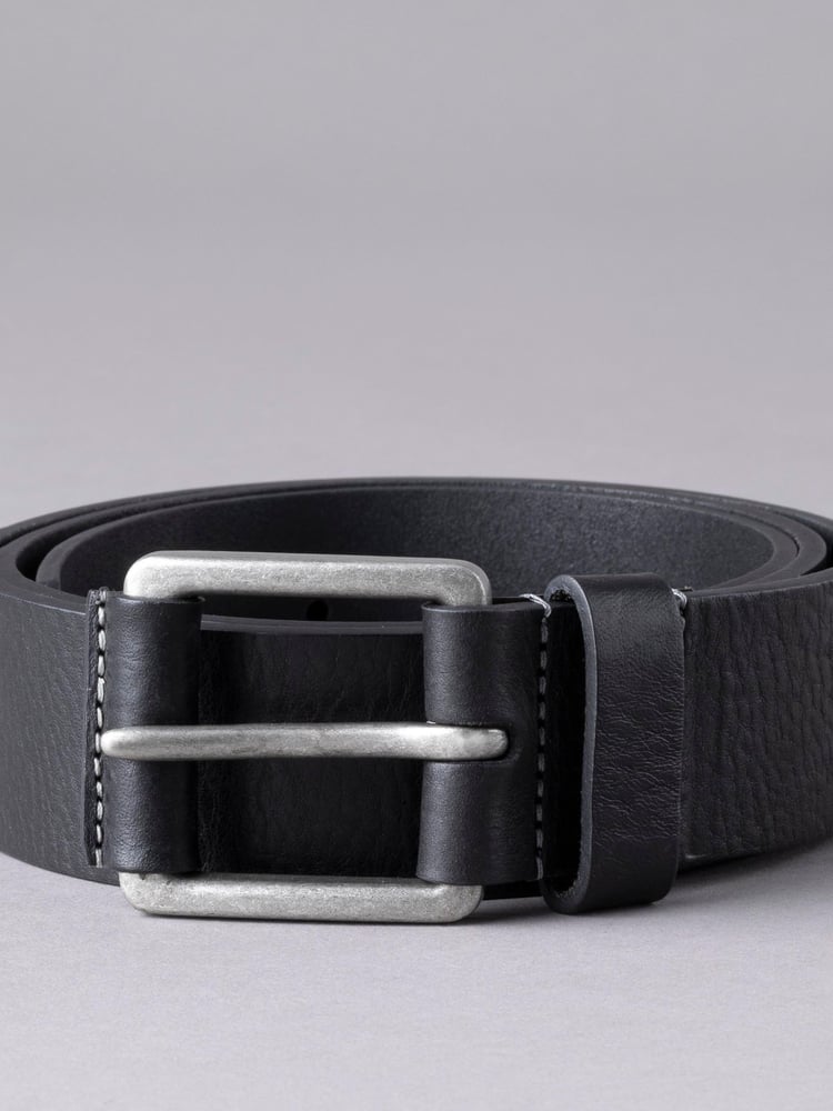 Lakeland Leather Black Braithwaite Leather Belt - Image 2 of 3