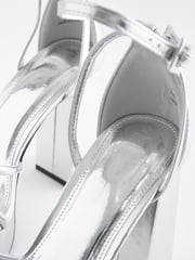 Silver Forever Comfort® Platform Closed Back Sandals - Image 5 of 9
