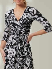 Jolie Moi Black Front Knot Abstract Maxi Dress - Image 3 of 6
