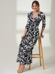 Jolie Moi Black Front Knot Abstract Maxi Dress - Image 5 of 6